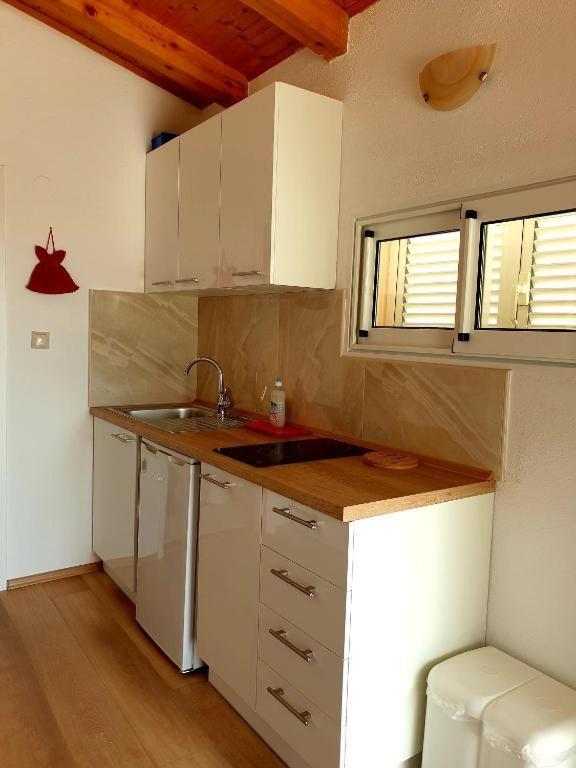 Apartments Hodanic 克尔克 外观 照片