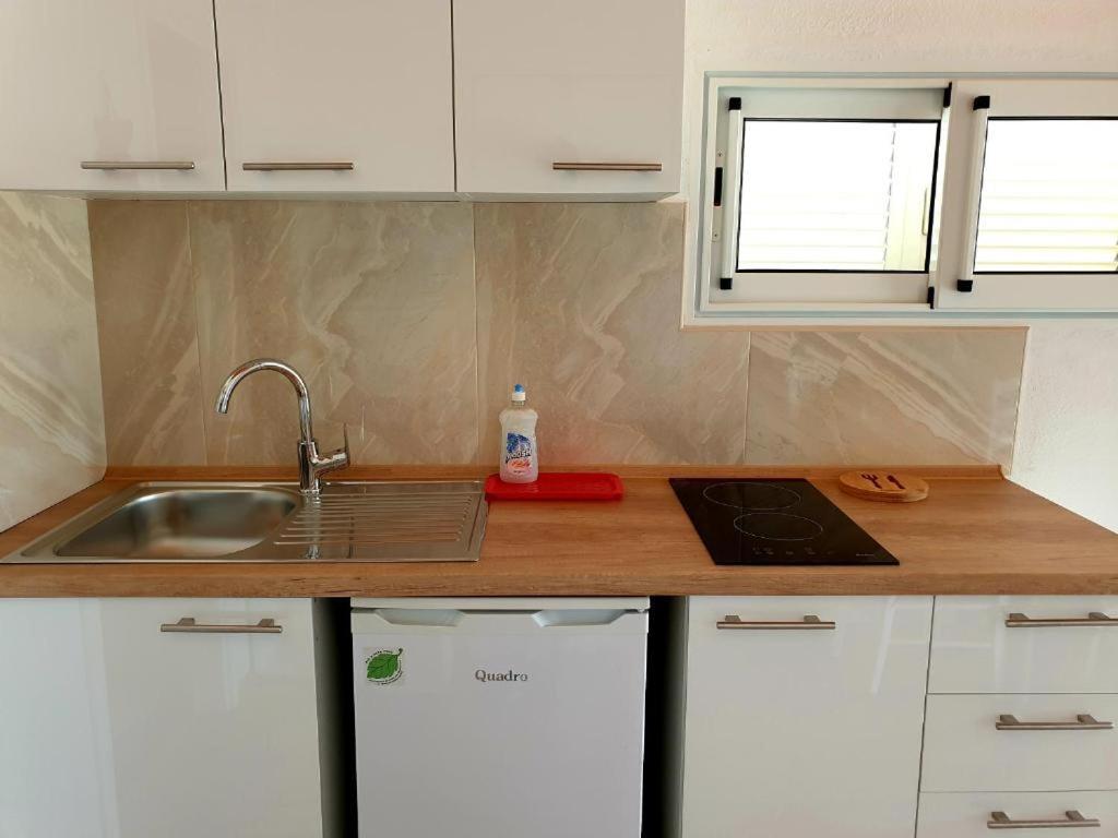 Apartments Hodanic 克尔克 外观 照片